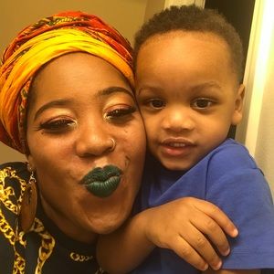 Meet your Posher, Shayla